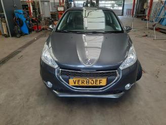 Uttjänta bilar auto Peugeot 208 208 I (CA/CC/CK/CL), Hatchback, 2012 / 2019 1.2 Vti 12V PureTech 82 2012/11
