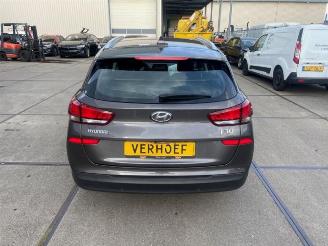 Hyundai I-30 i30 Wagon (PDEF5), Combi, 2017 1.0 T-GDI 12V picture 4