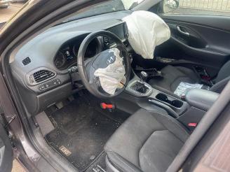 Hyundai I-30 i30 Wagon (PDEF5), Combi, 2017 1.0 T-GDI 12V picture 5