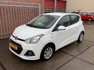 Salvage car Hyundai I-10 i10 (B5), Hatchback, 2013 / 2019 1.0 12V 2014/2