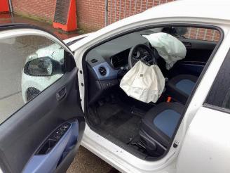 Hyundai I-10 i10 (B5), Hatchback, 2013 / 2019 1.0 12V picture 5