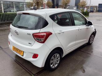 Hyundai I-10 i10 (B5), Hatchback, 2013 / 2019 1.0 12V picture 3