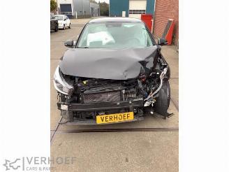 Démontage voiture Kia Rio Rio IV (YB), Hatchback, 2017 1.0i T-GDi 100 MHEV 2022/6