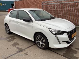 Coche siniestrado Peugeot 208 208 II (UB/UH/UP), Hatchback 5-drs, 2019 1.2 Vti 12V PureTech 100 2023/11