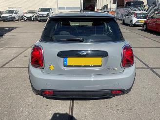 Mini Cooper S  picture 3