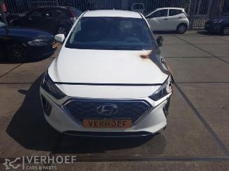 Démontage voiture Hyundai Ioniq Ioniq, Liftback, 2016 / 2022 1.6 GDI 16V PHEV 2021/9