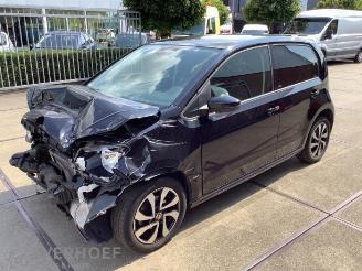 Salvage car Volkswagen Up! Up! (121), Hatchback, 2011 e-Up! 2021/10