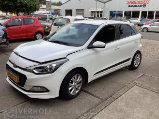 Démontage voiture Hyundai I-20 i20 (GBB), Hatchback, 2014 / 2020 1.0 T-GDI 100 12V 2016/9