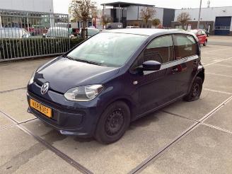 Vaurioauto  passenger cars Volkswagen Up! Up! (121), Hatchback, 2011 1.0 12V 75 2015/5
