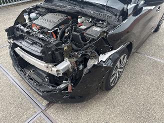 Peugeot 208  picture 10