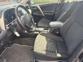 Toyota Rav-4  picture 9