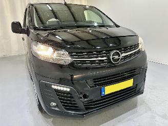 Opel Vivaro 2.0 CDTi L2H1 Edition Navi picture 12