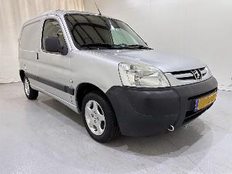 damaged commercial vehicles Peugeot Partner 2.0 HDI 90 2003/6