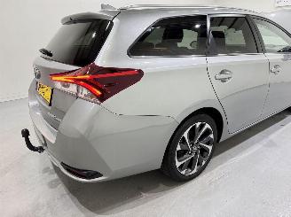 Toyota Auris Touring Sports 1.8 Hybrid Lease Pro picture 18