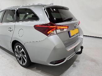Toyota Auris Touring Sports 1.8 Hybrid Lease Pro picture 14