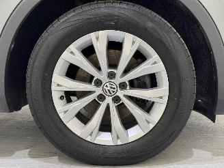 Volkswagen Tiguan 1.4 TSI Comf.Business Pano picture 25