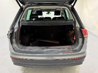 Volkswagen Tiguan 1.4 TSI Comf.Business Pano picture 41