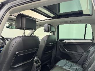 Volkswagen Tiguan 1.4 TSI Comf.Business Pano picture 17
