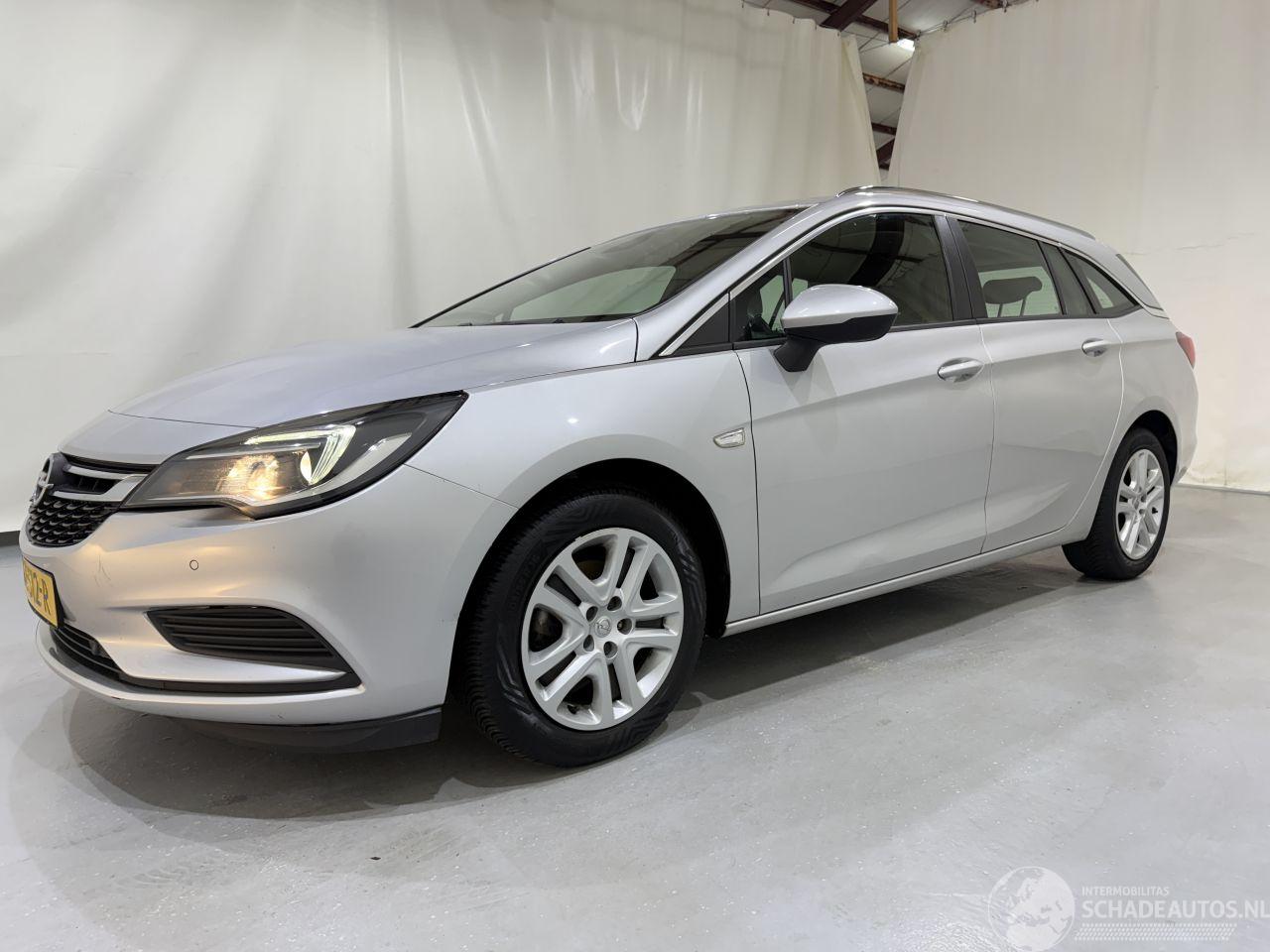 Opel Astra SPORTS TOURER 1.6 CDTI