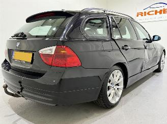 BMW 3-serie Touring 320i Executive Aut APK picture 17