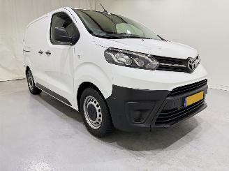 Schade bestelwagen Toyota Proace Compact 1.5 D-4D Cool Comfort 2021/9