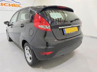 Ford Fiesta 5-Drs 1.25 Trend Clima picture 19