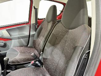 Peugeot 107 5-Drs 1.0-12V XR Airco picture 18