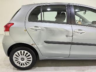 Toyota Yaris 5-Drs 1.3 VVT-i Automaat Clima picture 9