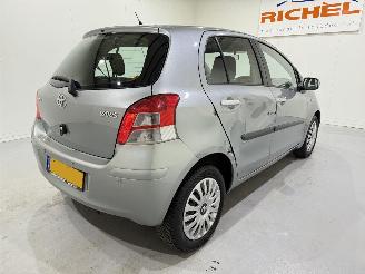 Toyota Yaris 5-Drs 1.3 VVT-i Automaat Clima picture 15