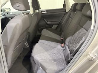 Volkswagen Polo VI 5-Drs 1.0 MPI Airco picture 23