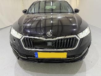 Skoda Octavia Combi 1.4 TSI iV PHEV Business picture 24