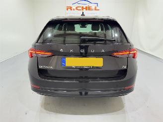 Skoda Octavia Combi 1.4 TSI iV PHEV Business picture 5