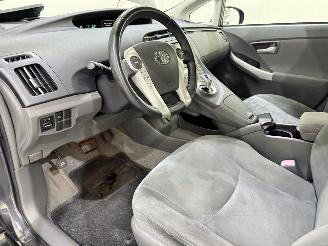 Toyota Prius HB 1.8 Dual VVT-i Hybrid Dynamic picture 44