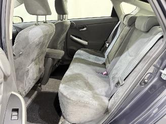 Toyota Prius HB 1.8 Dual VVT-i Hybrid Dynamic picture 27