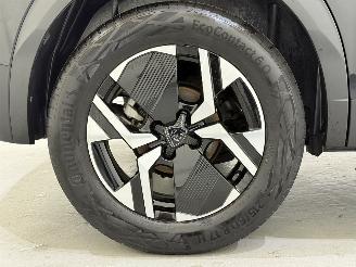 Peugeot 2008 1.2 PureTech 100 Allure picture 20