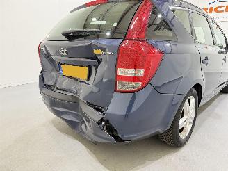 Kia Cee d SW 1.4 CVVT Navigator Plus picture 6