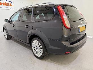 Ford Focus Wagon 1.8 Flexifuel Titanium picture 23