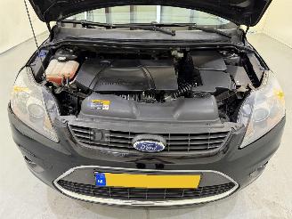 Ford Focus Wagon 1.8 Flexifuel Titanium picture 19