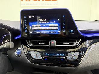 Toyota C-HR 1.8 Hybrid Bi-Tone Plus picture 34