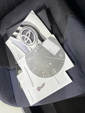 Toyota C-HR 1.8 Hybrid Bi-Tone Plus picture 35