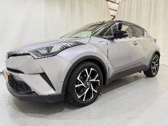 Toyota C-HR 1.8 Hybrid Bi-Tone Plus picture 31