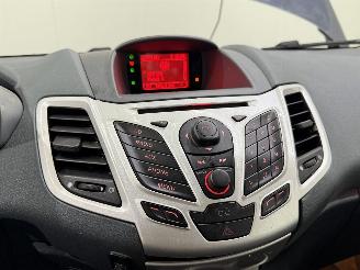Ford Fiesta 1.6 Titanium 8kW Clima picture 24
