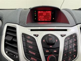 Ford Fiesta 1.6 Titanium 8kW Clima picture 23