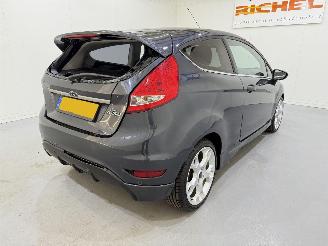 Ford Fiesta 1.6 Titanium 8kW Clima picture 3
