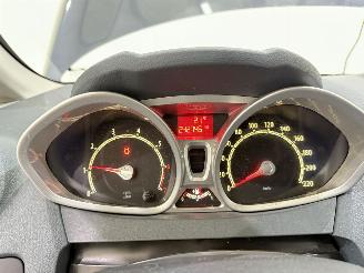 Ford Fiesta 1.6 Titanium 8kW Clima picture 19