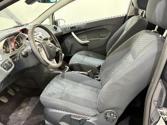 Ford Fiesta 1.6 Titanium 8kW Clima picture 4