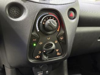 Toyota Aygo HB 1.0 VVT-i Airco NAP picture 8
