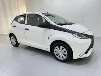 Toyota Aygo HB 1.0 VVT-i Airco NAP picture 25