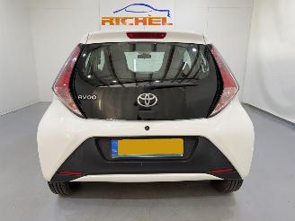 Toyota Aygo HB 1.0 VVT-i Airco NAP picture 5
