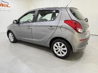 Hyundai I-20 HB 1.2i i-Deal Airco NAP picture 34
